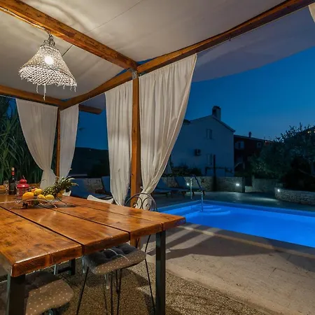 Holiday home Dome Slatine